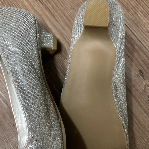 KENNETH COLE - Picture 3 of 3